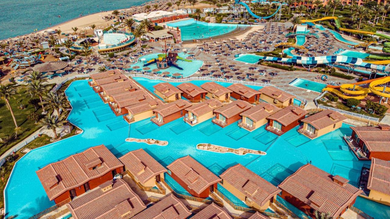 titanic-resort-aqua-park-palace-hurghada
