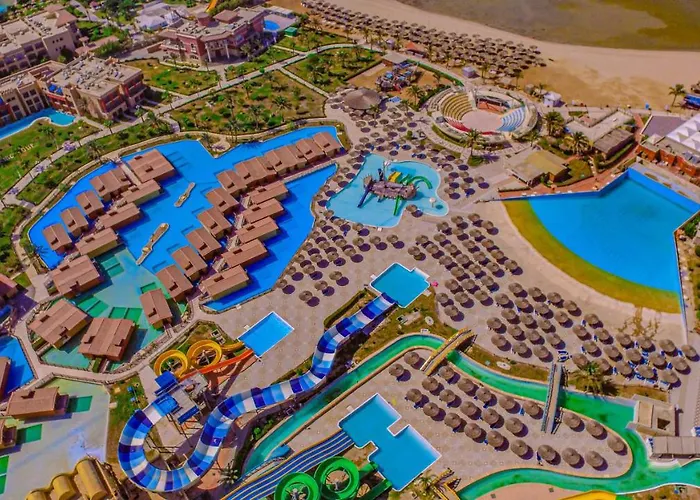 منتجع Titanic Palace Families And Couples Only الغردقة