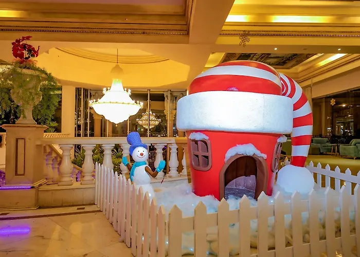 Titanic Palace Families And Couples Only منتجع 5*